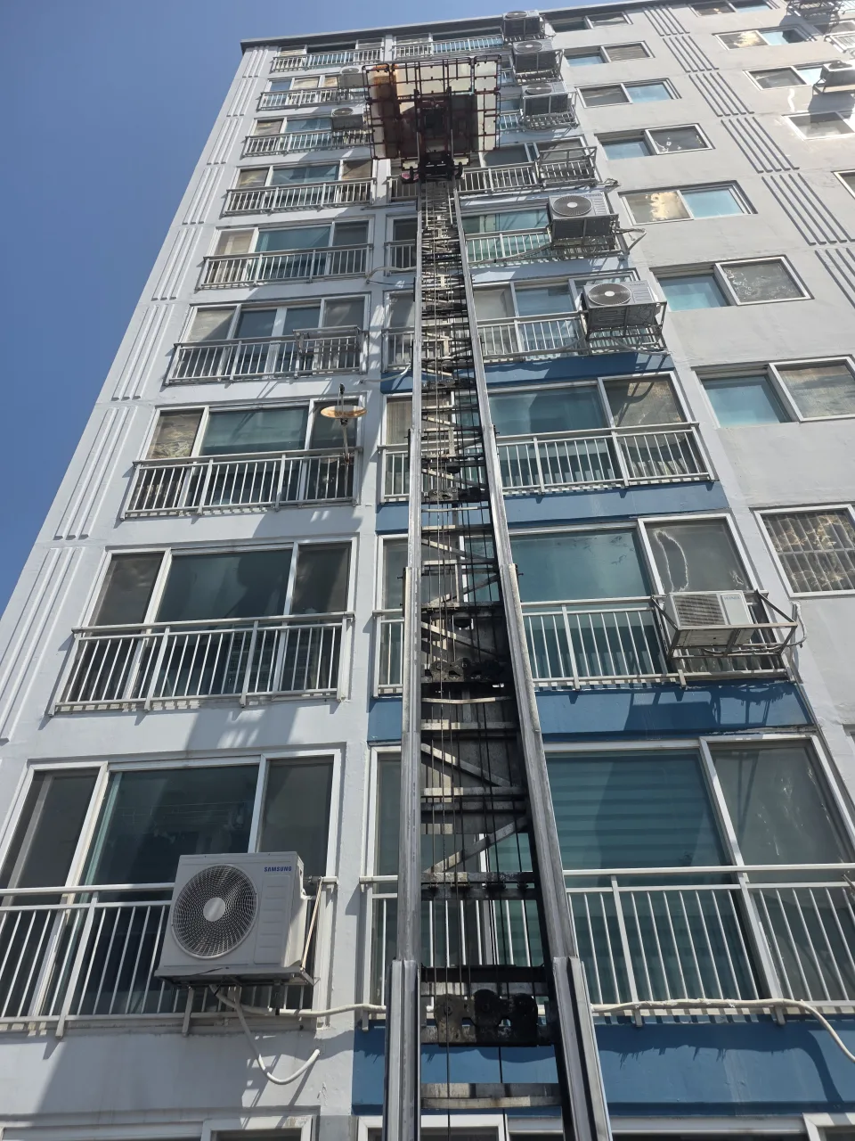 광주광역시 서구 농성동사다리차 이용 현장 사진 1
